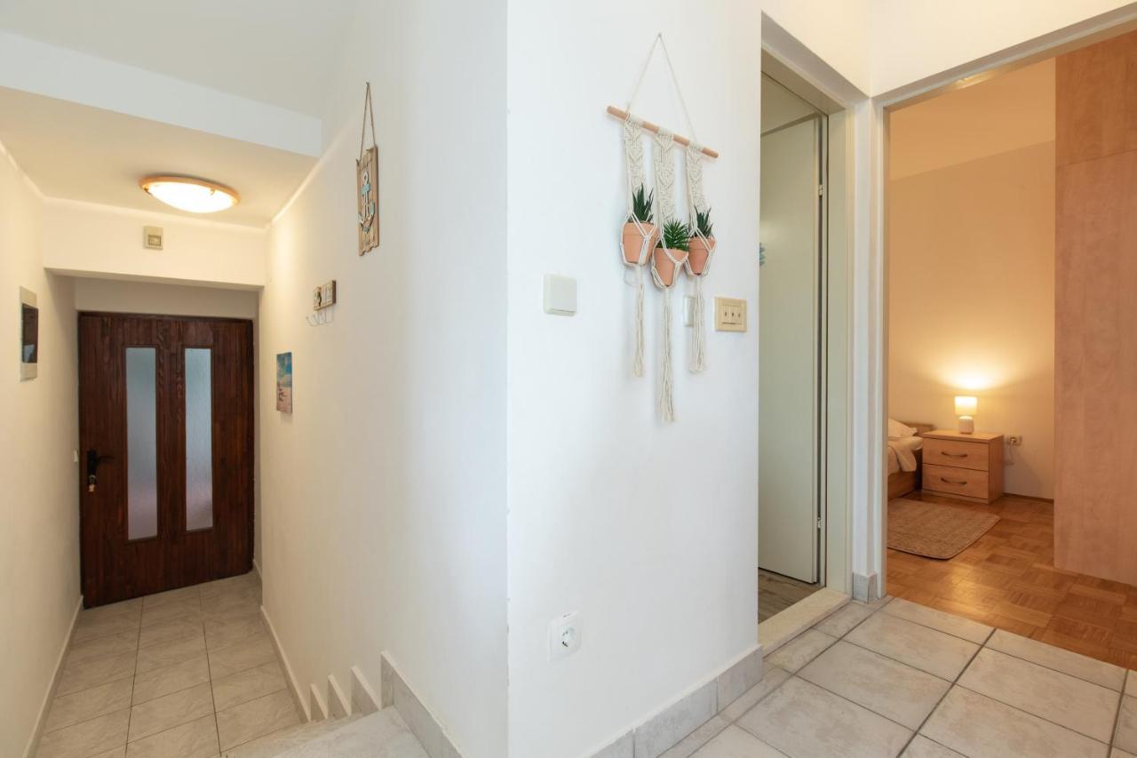 Apartment Laura 푸나트 외부 사진
